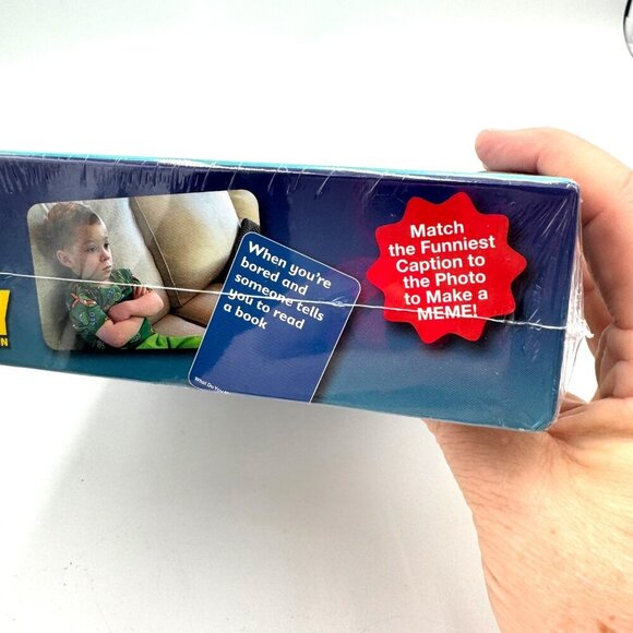 What Do You Meme? Family Edition Card Game Ages 8 + NEW - Picture 5 of 11